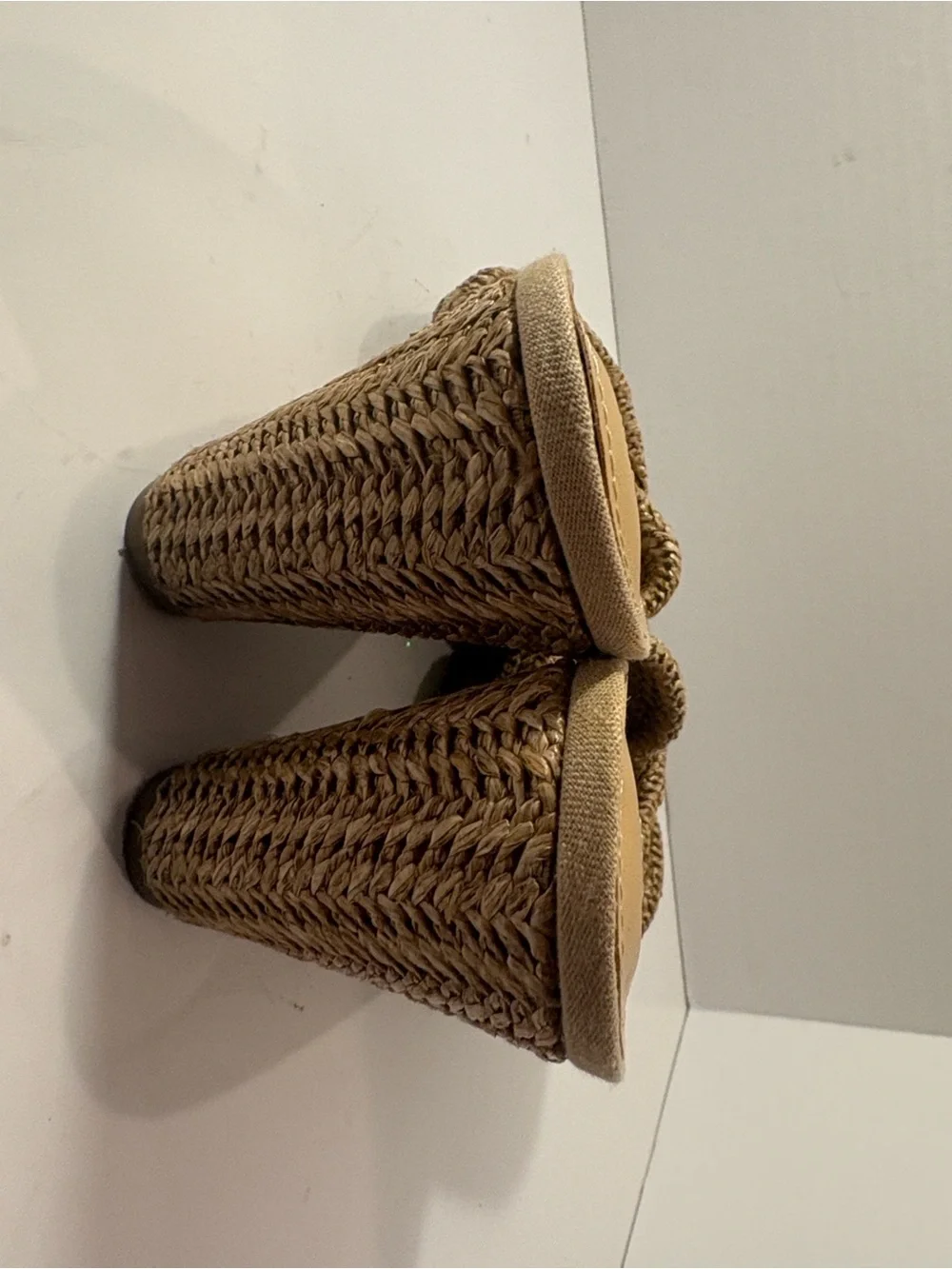 Nine West Nikhil twist wedge sandals 9.5
